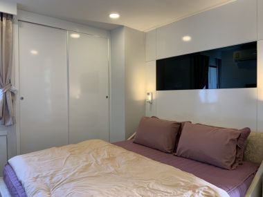 For Sale/Rent at Sukhumvit Park 2 Bedroom 1 Bathroom Sale 6,210,000 THB Rent 28,000THB/month Fully furnished