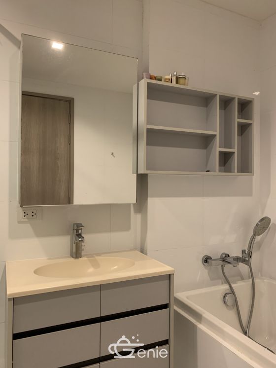 ให้เช่า! คอนโดดังย่านทองหล่อ HQ Thonglor เพียง 39,000บาท/เดือน 1 ห้องนอน 1 ห้องนอน 44ตรม. ใกล้ BTS ทองหล่อ เฟอร์เจอร์ครบพร้อมเข้าอยู่