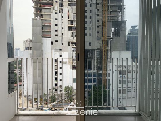 ให้เช่า! คอนโดดังย่านทองหล่อ HQ Thonglor เพียง 39,000บาท/เดือน 1 ห้องนอน 1 ห้องนอน 44ตรม. ใกล้ BTS ทองหล่อ เฟอร์เจอร์ครบพร้อมเข้าอยู่