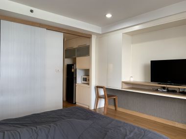 ** Summer Sale! ** For sale/rent at The Alcove Thonglor Sale 3,750,000 THB Rent 17,000THB/month 1 Bedroom 1 Bathroom Fully furnished