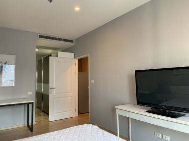Hot Deal! ! ! For rent! at Noble Refine 1 Bedroom 1 Bathroom 35,000THB/month Fully furnished (can negotiate)
