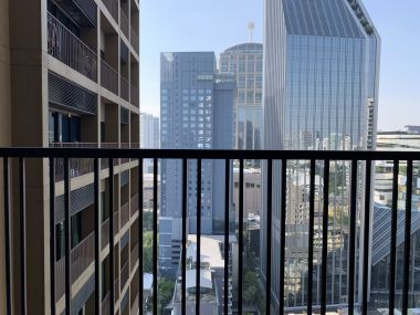 Hot Deal! ! ! For rent! at Noble Refine 1 Bedroom 1 Bathroom 35,000THB/month Fully furnished (can negotiate)