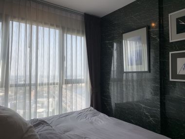 ราคาพิเศษ The Base Park West ให้เช่า ในราคาเพียง 15,000บาท/เดือน 1 ห้องนอน 30ตรม ใกล้ BTS พระโขนง เฟอร์นิเจอร์ครบพร้อมเข้าอยู่