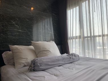 ราคาพิเศษ The Base Park West ให้เช่า ในราคาเพียง 15,000บาท/เดือน 1 ห้องนอน 30ตรม ใกล้ BTS พระโขนง เฟอร์นิเจอร์ครบพร้อมเข้าอยู่