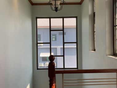 ขาย! บ้านเดี่ยวใจกลางเมือง 3 ชั้น 6 ห้องนอน 6 ห้องน้ำ 1 ห้องแม่บ้าน จอดรถ 3 คัน ขนาด 111 ตรว.  พื้นที่ใช้สอย 500 ตรม. เพียง 16,500,000 บาท