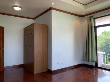 ขาย! บ้านเดี่ยวใจกลางเมือง 3 ชั้น 6 ห้องนอน 6 ห้องน้ำ 1 ห้องแม่บ้าน จอดรถ 3 คัน ขนาด 111 ตรว.  พื้นที่ใช้สอย 500 ตรม. เพียง 16,500,000 บาท