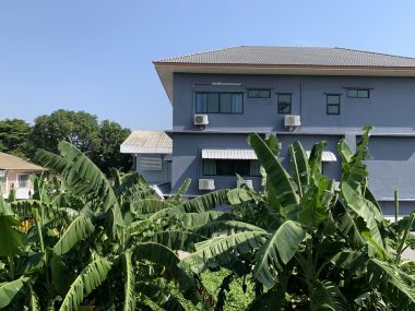 ขาย! บ้านเดี่ยวใจกลางเมือง 3 ชั้น 6 ห้องนอน 6 ห้องน้ำ 1 ห้องแม่บ้าน จอดรถ 3 คัน ขนาด 111 ตรว.  พื้นที่ใช้สอย 500 ตรม. เพียง 16,500,000 บาท