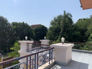 ขาย! บ้านเดี่ยวใจกลางเมือง 3 ชั้น 6 ห้องนอน 6 ห้องน้ำ 1 ห้องแม่บ้าน จอดรถ 3 คัน ขนาด 111 ตรว.  พื้นที่ใช้สอย 500 ตรม. เพียง 16,500,000 บาท