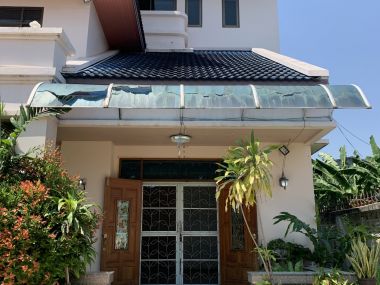 ขาย! บ้านเดี่ยวใจกลางเมือง 3 ชั้น 6 ห้องนอน 6 ห้องน้ำ 1 ห้องแม่บ้าน จอดรถ 3 คัน ขนาด 111 ตรว.  พื้นที่ใช้สอย 500 ตรม. เพียง 16,500,000 บาท