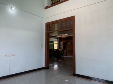 ขาย! บ้านเดี่ยวใจกลางเมือง 3 ชั้น 6 ห้องนอน 6 ห้องน้ำ 1 ห้องแม่บ้าน จอดรถ 3 คัน ขนาด 111 ตรว.  พื้นที่ใช้สอย 500 ตรม. เพียง 16,500,000 บาท