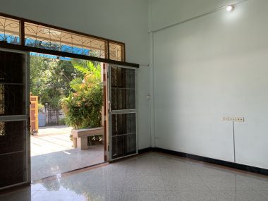 ขาย! บ้านเดี่ยวใจกลางเมือง 3 ชั้น 6 ห้องนอน 6 ห้องน้ำ 1 ห้องแม่บ้าน จอดรถ 3 คัน ขนาด 111 ตรว.  พื้นที่ใช้สอย 500 ตรม. เพียง 16,500,000 บาท