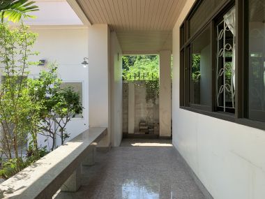 ขาย! บ้านเดี่ยวใจกลางเมือง 3 ชั้น 6 ห้องนอน 6 ห้องน้ำ 1 ห้องแม่บ้าน จอดรถ 3 คัน ขนาด 111 ตรว.  พื้นที่ใช้สอย 500 ตรม. เพียง 16,500,000 บาท