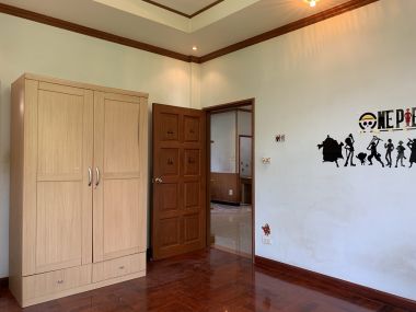 ขาย! บ้านเดี่ยวใจกลางเมือง 3 ชั้น 6 ห้องนอน 6 ห้องน้ำ 1 ห้องแม่บ้าน จอดรถ 3 คัน ขนาด 111 ตรว.  พื้นที่ใช้สอย 500 ตรม. เพียง 16,500,000 บาท