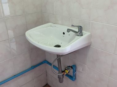 ขาย! บ้านเดี่ยวใจกลางเมือง 3 ชั้น 6 ห้องนอน 6 ห้องน้ำ 1 ห้องแม่บ้าน จอดรถ 3 คัน ขนาด 111 ตรว.  พื้นที่ใช้สอย 500 ตรม. เพียง 16,500,000 บาท