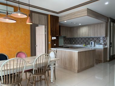 For sale at Villa Asoke 3 Bedroom 4 Bathroom 25,700,000THB Fully furnished