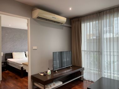 For rent at 49 Plus one 1 Bedroom 1 Bathroom 20,000THB/month Fully furnished