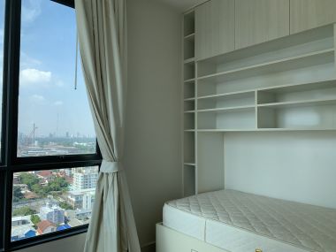 ปล่อยเช่า! The room Sukhumvit 62 ราคาพิเศษเพียง 38,000บาท/เดือน ชั้นสูง วิวสวย 2 ห้องนอนขนาดใหญ่ 77ตรม. ใกล้ BTS ปุณณวิถี เฟอร์นิเจอร์ครบพร้อมเข้าอยู่
