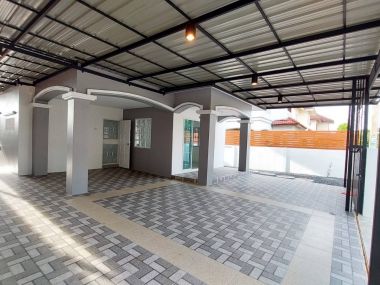 (SOLD OUT) บ้านเดี่ยว 2 ชั้น หมู่บ้าน เคซี การ์เด้นโฮม 11 นิมิตใหม่ 40 รีโนเวทใหม่ พร้อมอยู่ 3 ห้องนอน 2 ห้องน้ำ แถมแอร์ 3 เครื่อง ใกล้มีนบุรี สามวาตะวันออก คลองสามวา กรุงเทพ