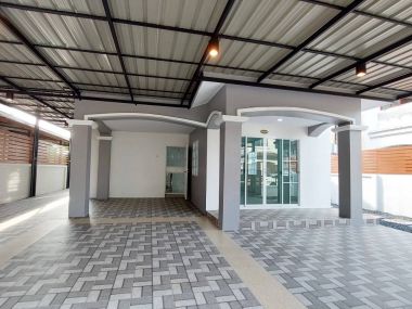 (SOLD OUT) บ้านเดี่ยว 2 ชั้น หมู่บ้าน เคซี การ์เด้นโฮม 11 นิมิตใหม่ 40 รีโนเวทใหม่ พร้อมอยู่ 3 ห้องนอน 2 ห้องน้ำ แถมแอร์ 3 เครื่อง ใกล้มีนบุรี สามวาตะวันออก คลองสามวา กรุงเทพ