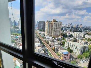 ** Super Deal! ** For rent at Rhythm Sukhumvit 44/1 1 Bedroom 1 Bathroom 16,500THB/month Fully furnished PROP000256