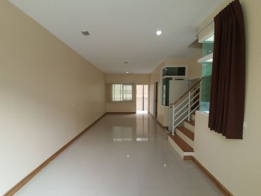 (SOLD OUT) ทาวน์โฮม 2 ชั้น โกลเด้น ทาวน์ ปิ่นเกล้า - จรัญสนิทวงศ์ ใกล้เซ็นทรัล ปิ่นเกล้า แต่งใหม่ พร้อมอยู่