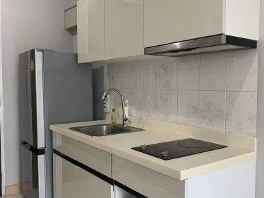 For sale/rent! at The president Sukhumvit 1 Bedroom 1 Bathroom Sale 4,650,000THB Rent 15,000/month Fully furnished