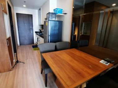** Super Deal! ** For rent at Sky Walk Studio with Partition 1 Bathroom 18,000THB/month Fully furnished PROP000257