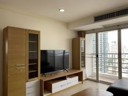 For Rent! at The Waterford Diamond 2 Bedroom 1 Bathroom 83 Sqm. 35,000THB/Month Fully furnished