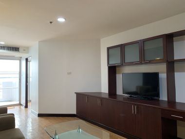 For Rent! at The Waterford Diamond 2 Bedroom 1 Bathroom 83 Sqm. 35,000THB/Month Fully furnished