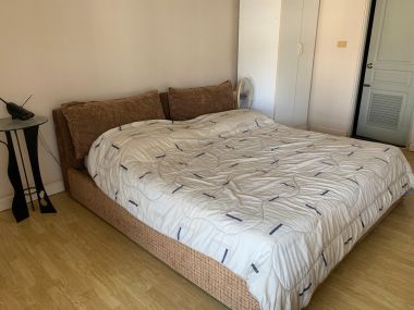 ** ขาย! ** The Waterford Diamond พร้อมให้คุณเป็นเจ้าของ เพียง 6,000,000บาท ค่าโอนคนละครึ่ง 2 ห้องนอน 1 ห้องน้ำ 70ตรม. เฟอร์นิเจอร์ครบพร้อมเข้าอยู่