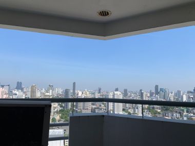 ** ขาย! ** The Waterford Diamond พร้อมให้คุณเป็นเจ้าของ เพียง 6,000,000บาท ค่าโอนคนละครึ่ง 2 ห้องนอน 1 ห้องน้ำ 70ตรม. เฟอร์นิเจอร์ครบพร้อมเข้าอยู่