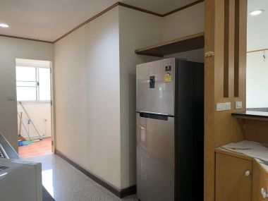 ** ขาย!! ** The Waterford Diamond พร้อมให้คุณเป็นเจ้าของ เพียง 13,600,000บาท ค่าโอนคนละครึ่ง ห้องใหญ่ อยู่สบาย 3 ห้องนอน 3 ห้องน้ำ 144.4ตรม. ใกล้ BTS ทองหล่อ เฟอร์นิเจอร์ครบพร้อมเข้าอยู่