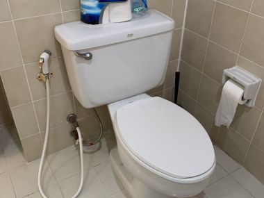 ** ขาย!! ** The Waterford Diamond พร้อมให้คุณเป็นเจ้าของ เพียง 13,600,000บาท ค่าโอนคนละครึ่ง ห้องใหญ่ อยู่สบาย 3 ห้องนอน 3 ห้องน้ำ 144.4ตรม. ใกล้ BTS ทองหล่อ เฟอร์นิเจอร์ครบพร้อมเข้าอยู่