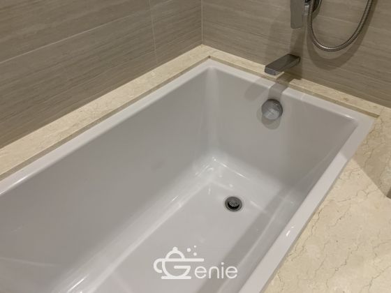 For rent!!! at Noble BE33 1 Bedroom 1 Bathroom 27,000/month Fully furnished