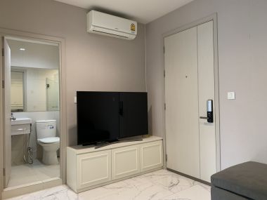Hot Deal For rant at Life Sukhumvit 48 1 Bedroom 1 Bathroom 15,000THB/month Fully furnished
