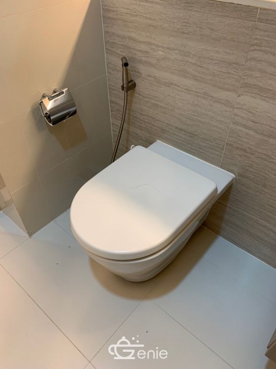 For rent! !! at MODE Sukhumvit 61 1 Bedroom 1 Bathroom 35,000/month Fully furnished