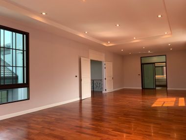 THE GRAND PINKLAO (The Grand Pinklao) Single house 225.80 sq m. Price only 75,000,000 Transfer 50/50