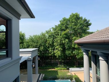 THE GRAND PINKLAO (The Grand Pinklao) Single house 225.80 sq m. Price only 75,000,000 Transfer 50/50