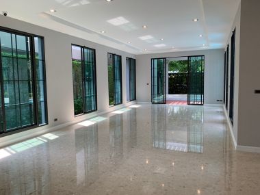 THE GRAND PINKLAO (The Grand Pinklao) Single house 225.80 sq m. Price only 75,000,000 Transfer 50/50