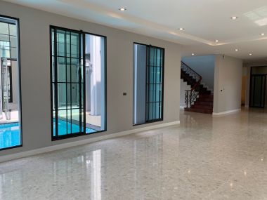 THE GRAND PINKLAO (The Grand Pinklao) Single house 225.80 sq m. Price only 75,000,000 Transfer 50/50