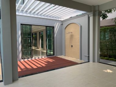THE GRAND PINKLAO (The Grand Pinklao) Single house 225.80 sq m. Price only 75,000,000 Transfer 50/50