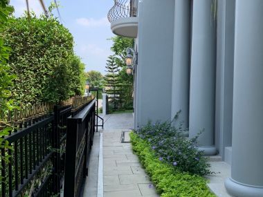 THE GRAND PINKLAO (The Grand Pinklao) Single house 225.80 sq m. Price only 75,000,000 Transfer 50/50