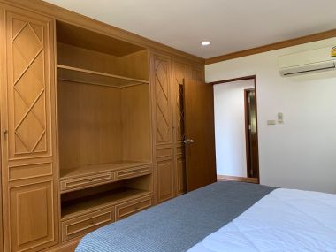 Condo For rent at Supreme Ville Condo size 71 sqm. 1 Bedroom 1 Bathroom 29,000THB/month Fully furnished (can negotiate)