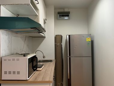 For rent at The Address Sukhumvit 42 1 Bedroom 1 Bathroom 20,000THB/month Fully furnished