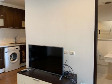 ปล่อยขาย/ปล่อยเช่า! The Address Sukhumvit 42 ในราคาเพียง 4,900,000 บาท / ค่าโอนคนละครึ่ง  เช่า 20,00บาท/เดือน 1 ห้องนอน 1 ห้องน้ำ 45ตรม. ใกล้ BTS เอกมัย เฟอร์นิเจอร์ครบพร้อมเข้าอยู่ รหัส 2612