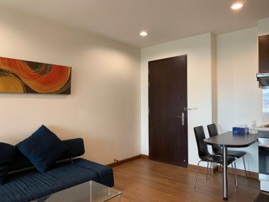 ปล่อยขาย/ปล่อยเช่า! The Address Sukhumvit 42 ในราคาเพียง 4,900,000 บาท / ค่าโอนคนละครึ่ง  เช่า 20,00บาท/เดือน 1 ห้องนอน 1 ห้องน้ำ 45ตรม. ใกล้ BTS เอกมัย เฟอร์นิเจอร์ครบพร้อมเข้าอยู่ รหัส 2612