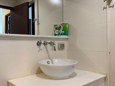 ปล่อยขาย/ปล่อยเช่า! The Address Sukhumvit 42 ในราคาเพียง 4,900,000 บาท / ค่าโอนคนละครึ่ง  เช่า 20,00บาท/เดือน 1 ห้องนอน 1 ห้องน้ำ 45ตรม. ใกล้ BTS เอกมัย เฟอร์นิเจอร์ครบพร้อมเข้าอยู่ รหัส 2612