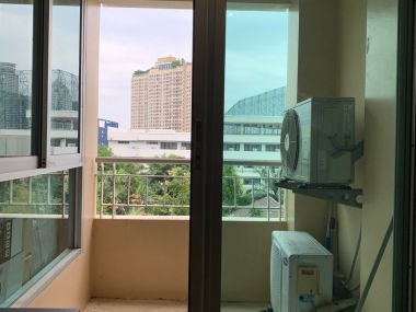 ปล่อยขาย/ปล่อยเช่า! The Address Sukhumvit 42 ในราคาเพียง 4,900,000 บาท / ค่าโอนคนละครึ่ง  เช่า 20,00บาท/เดือน 1 ห้องนอน 1 ห้องน้ำ 45ตรม. ใกล้ BTS เอกมัย เฟอร์นิเจอร์ครบพร้อมเข้าอยู่ รหัส 2612