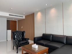 For rent at Fullerton Sukhumvit 2 Bedroom 2 Bathroom 105 sqm. 70,000THB/month Fully furnished (can negotiate)