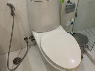 For rent at Fullerton Sukhumvit 2 Bedroom 2 Bathroom 105 sqm. 70,000THB/month Fully furnished (can negotiate)